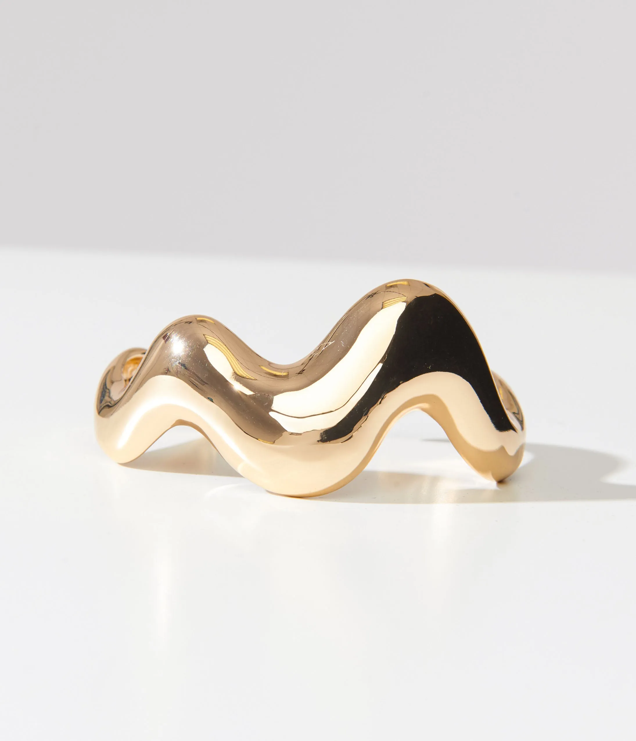 1960s Gold Wavy Bracelet