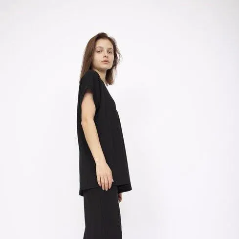 Ava Tunic in Black