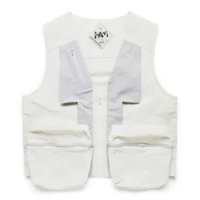 COASTAL POCKET VEST CLEAR GREY | Bodega