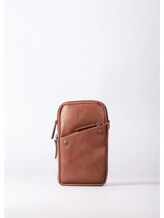 Harstone Leather Travel Bag in Tan